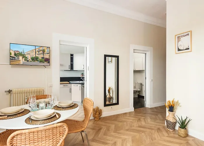 Mont Fleuri- Somptueux 2 Pieces - Parking - Διαμέρισμα