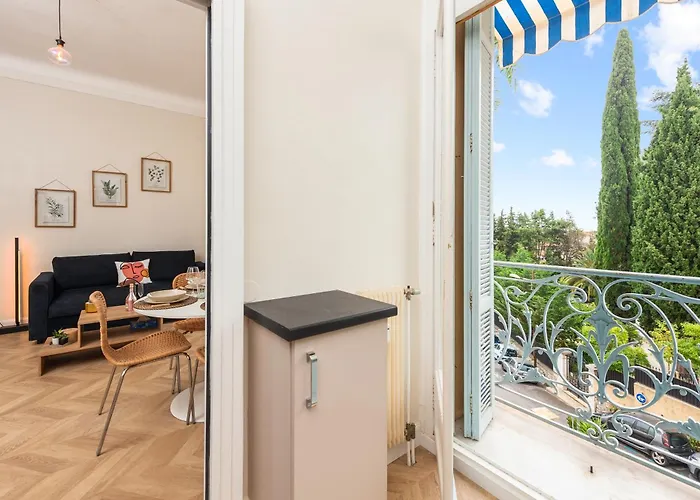 Mont Fleuri- Somptueux 2 Pieces - Parking - * Μεντόν